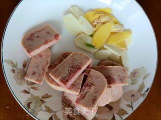 木须肉的做法步骤：1