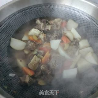 白萝卜炖牛腩的做法步骤：12