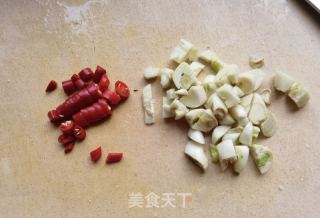 小米椒蒜泥拌蒸菠菜的做法步骤：8
