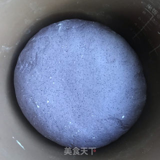黑米馒头的做法步骤：3