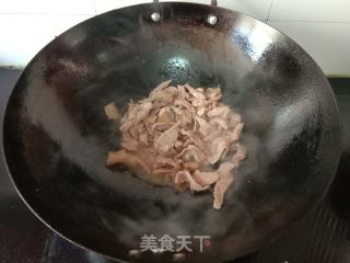 黑木耳炒肉的做法步骤：3
