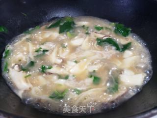 菠菜香菇手工面的做法步骤：8