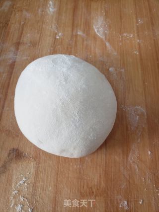菠菜香菇手工面的做法步骤：1