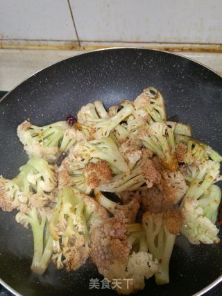 干辣椒煸炒花菜的做法步骤：5