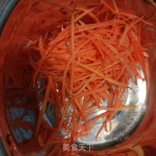 韭菜炒皮皮虾肉的做法步骤：3