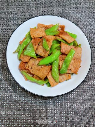 尖椒炒肉饼的做法步骤：9