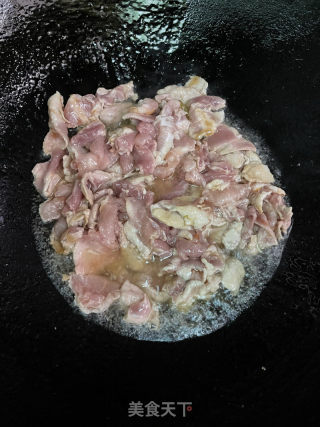 韭菜香干炒肉片的做法步骤：5