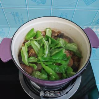 香菇辣子鸡的做法步骤：16