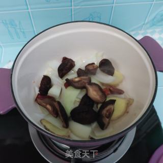香菇辣子鸡的做法步骤：9