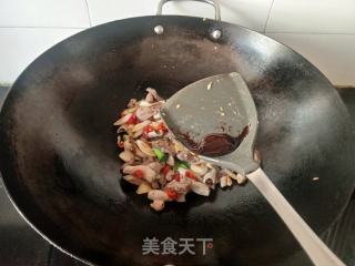 蒜苗炒鸭杂的做法步骤：8