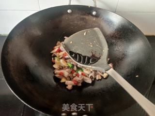 蒜苗炒鸭杂的做法步骤：7