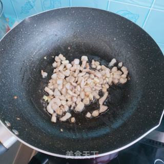 黄瓜鸡蛋炸酱面的做法步骤：5