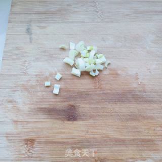黄瓜鸡蛋炸酱面的做法步骤：2