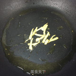 香菇胡萝卜烧鸡腿的做法步骤：5