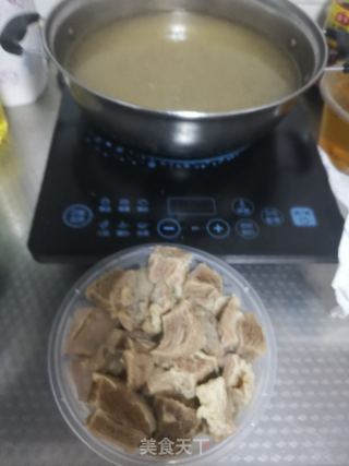 牛肉汤的做法步骤：5