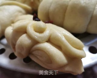 糖三角腊肠卷的做法步骤：10