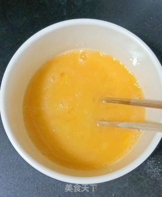 火腿肠炒鸡蛋的做法步骤：4
