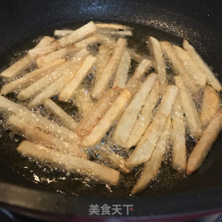 炸薯条的做法步骤：5