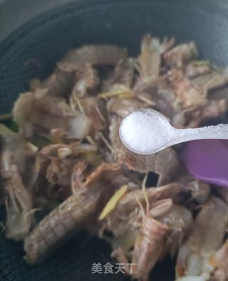 香辣皮皮虾的做法步骤：9