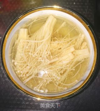 金针菇牛肉汤的做法步骤：10
