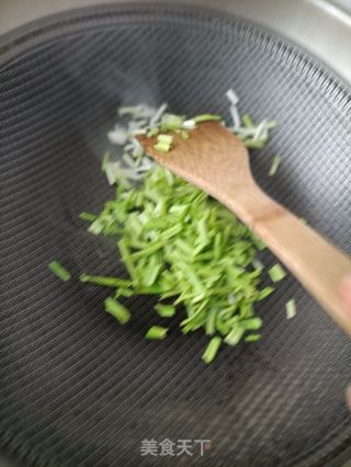 鸡油蒜黄拌血肠的做法步骤：9