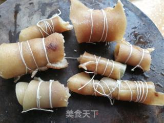 五香猪皮卷的做法步骤：2