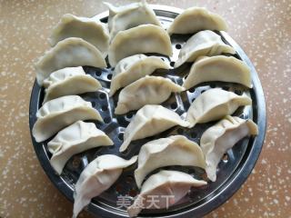 猪肉香菇白菜饺的做法步骤：9