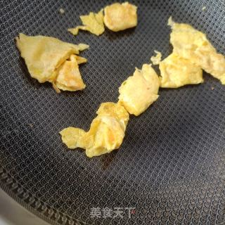 腊肠鸡蛋炒荷兰豆的做法步骤：9