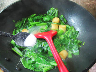 干贝烧油菜蕻煮粉丝的做法步骤：7