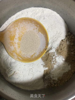 小￼茴香盒子的做法步骤：2