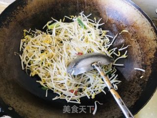 醋溜绿豆芽的做法步骤：5