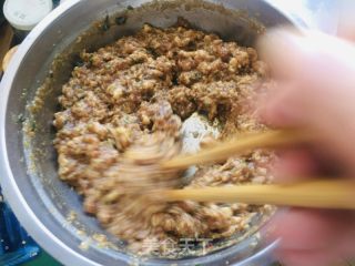 酸菜水饺的做法步骤：6