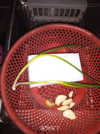 凉拌凉粉的做法步骤：2