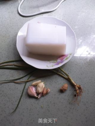 凉拌凉粉的做法步骤：1