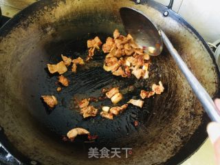 芹菜黄豆芽炒肉片的做法步骤：5