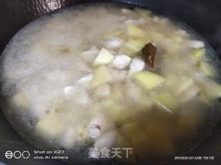 鸡胸肉咖喱土豆的做法步骤：6