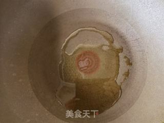 孜然辣椒煸小肠的做法步骤：4