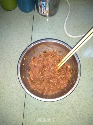 白菜肉卷的做法步骤：8