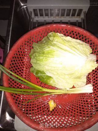 白菜肉卷的做法步骤：3