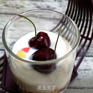 车厘子麦片拌酸奶的做法步骤：8