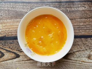 荷兰豆小米椒炒鸡蛋的做法步骤：4