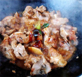月牙骨卤肉饭的做法步骤：6