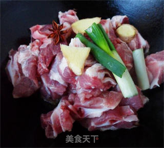 月牙骨卤肉饭的做法步骤：5