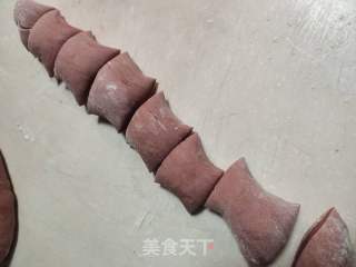 红曲小馒头的做法步骤：3