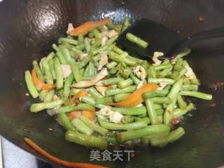 肉丝烧四季豆的做法步骤：6