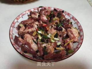 豆豉蒸排骨的做法步骤：1