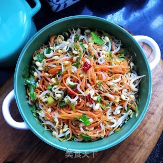 香菜拌绿豆芽的做法步骤：10