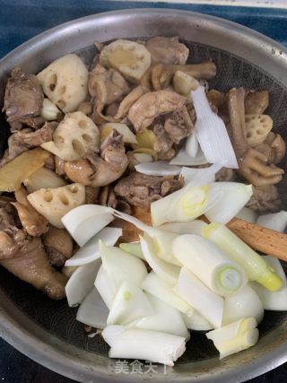 家庭版鸡煲的做法步骤：5