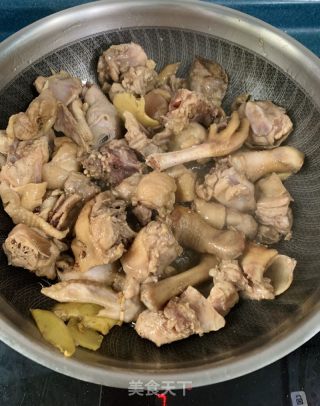 家庭版鸡煲的做法步骤：4