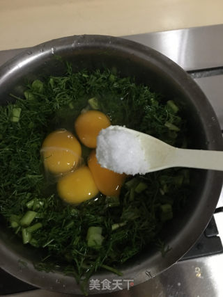 小茴香煎蛋的做法步骤：4